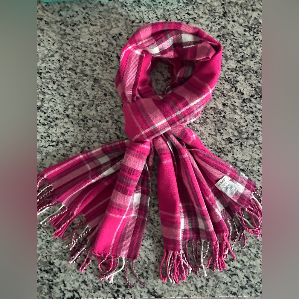 J.CREWPink Women's Scarf. 100% ACRYLIC